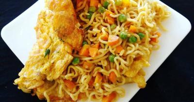 Noodles And Fried Egg